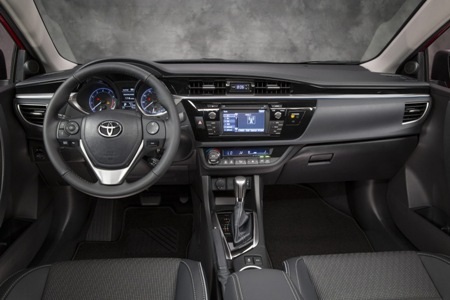 Cận cảnh xe Corolla thế hệ mới - 13 Nút bấm khởi động xe - một trang bị mang tính thời đại của xe Corolla thế hệ mới
